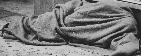 This image has an empty alt attribute; its file name is c1.png